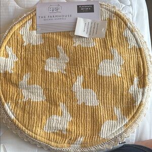 NWT Rachel Ashwell Farmhouse Bunny Placemats